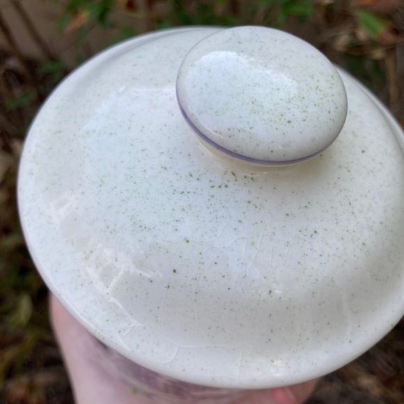 Vintage Ceramic Clay Cottagecore Farmhouse Lavender Painted Container Pot - Picture 6 of 7